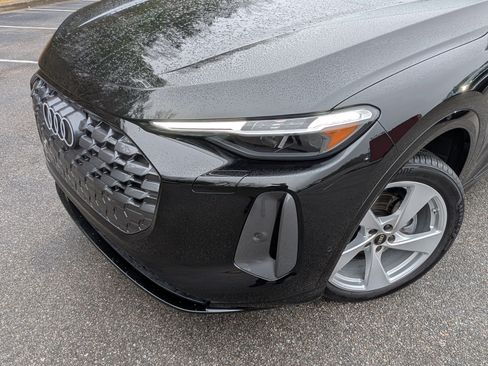 Used 2025 Audi Q5 Premium Plus w/ Premium Plus image 13