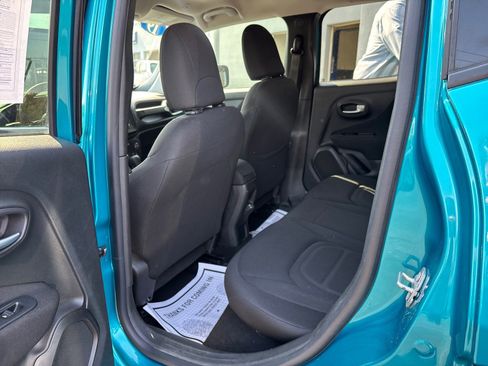 Used 2019 Jeep Renegade Latitude image 34