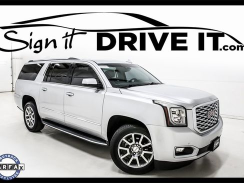 Used 2018 GMC Yukon XL Denali image 1