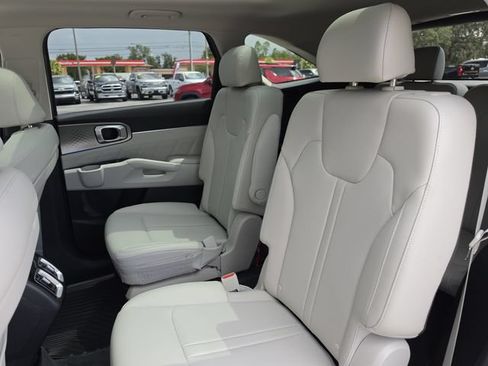 Used 2021 Kia Sorento SX FWD image 21