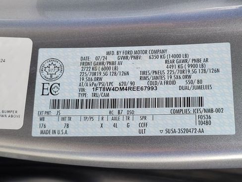 Used 2024 Ford F450 Platinum w/ FX4 Off-Road Package image 22