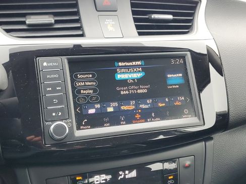 Used 2019 Nissan Sentra SV w/ Special Edition Package image 18