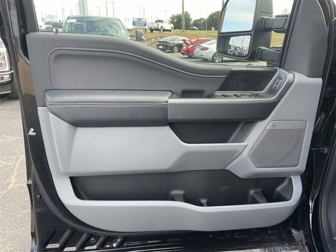 New 2026 Ford F250 XLT w/ XLT Premium Package image 15