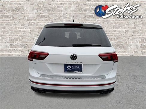 Certified 2023 Volkswagen Tiguan SE R-Line image 5