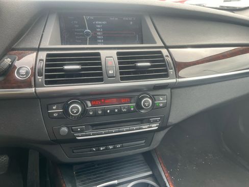 Used 2011 BMW X5 xDrive35i image 8