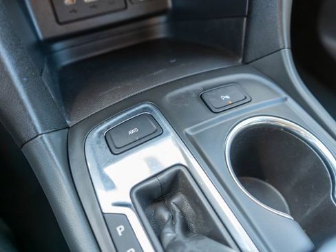 Used 2022 Chevrolet Equinox LT image 32