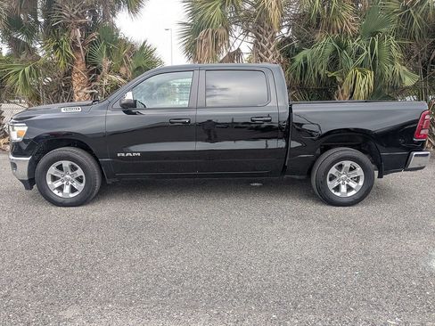 Used 2024 RAM 1500 Laramie AWD/4WD image 7