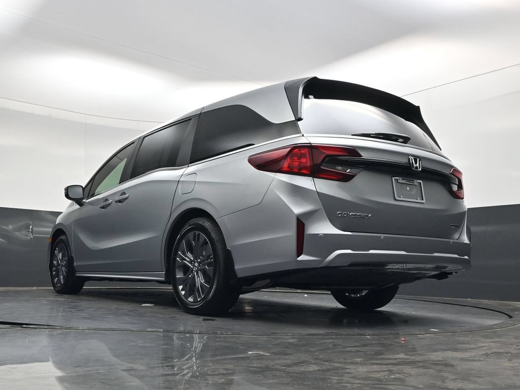 New 2027 Honda Odyssey Touring image 28
