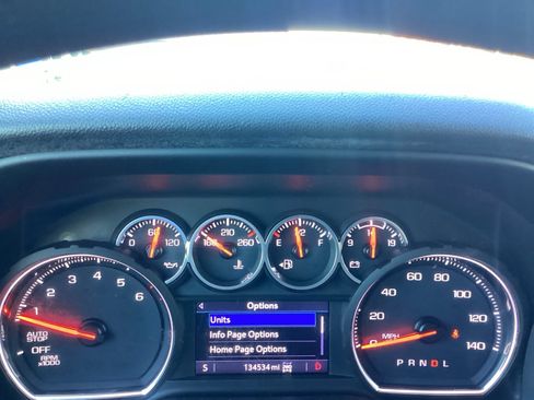 Used 2020 Chevrolet Silverado 1500 LT w/ Trailering Package image 10