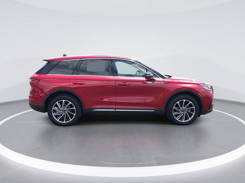 Used 2024 Lincoln Corsair AWD w/ Equipment Group 101A image 9