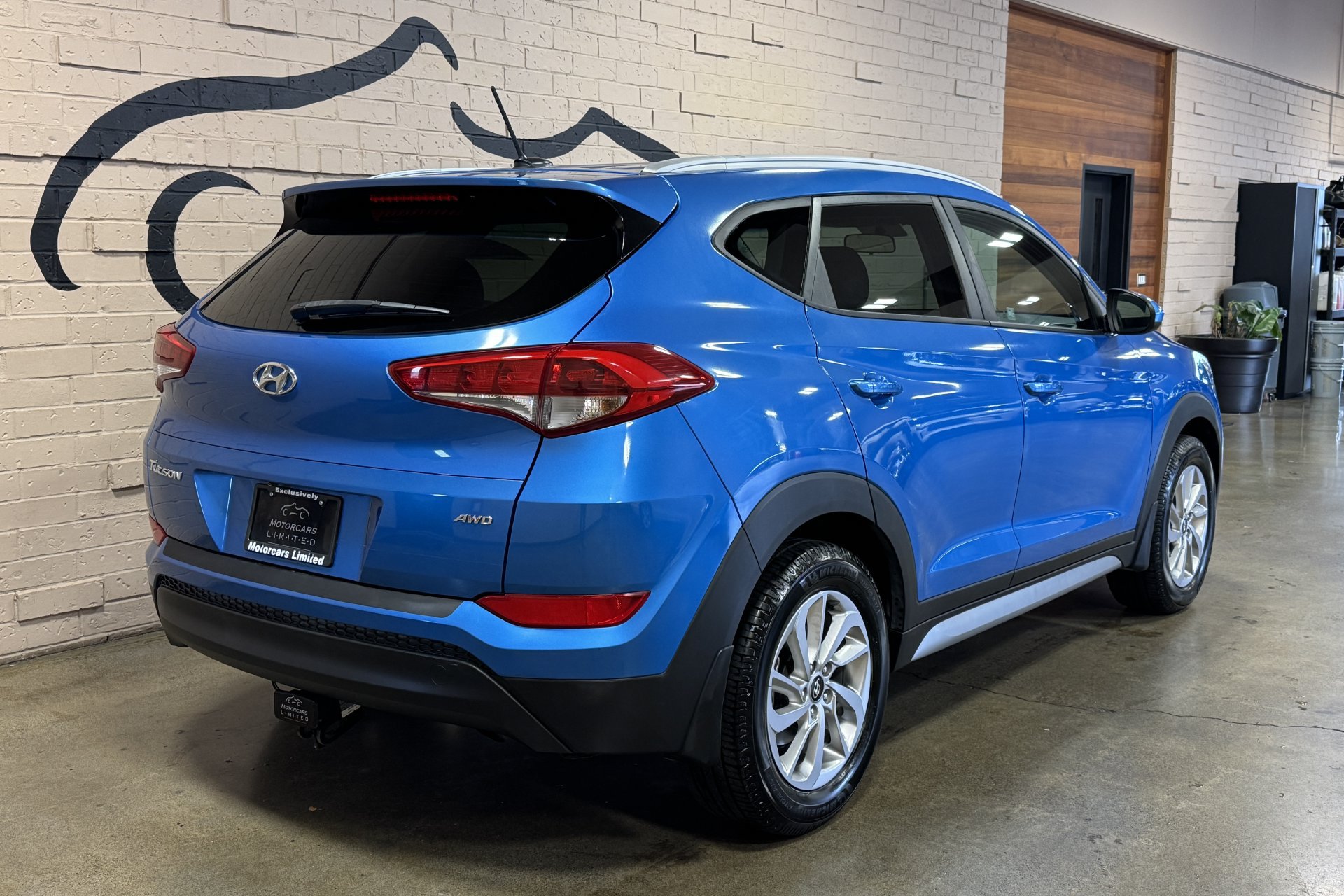 Used 2017 Hyundai Tucson SE w/ SE Popular Package 02 AWD/4WD image 3