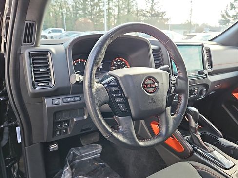 Certified 2024 Nissan Frontier PRO-4X w/ Off-Road Protection Package image 31