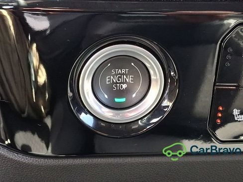 Certified 2024 Chevrolet Silverado 1500 LT AWD/4WD image 26