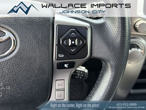 Used 2020 Toyota 4Runner SR5 Premium w/ Moonroof Package AWD/4WD image 36