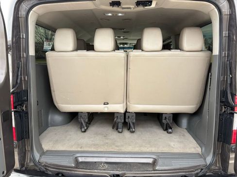 Used 2019 Nissan NV 3500 SL image 11