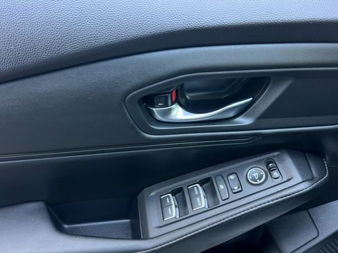 Used 2024 Honda Accord Sport image 13