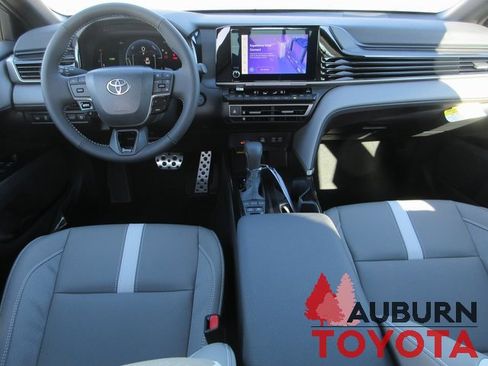 New 2026 Toyota Camry SE image 5