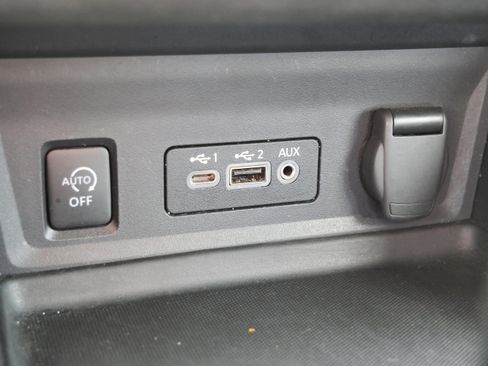 Used 2024 Nissan Sentra SV w/ All-Weather Package FWD image 28