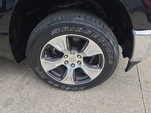 Used 2023 RAM 1500 Laramie AWD/4WD image 30