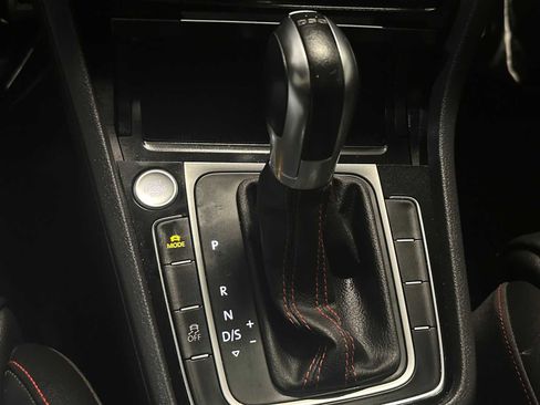 Used 2017 Volkswagen GTI Autobahn image 16