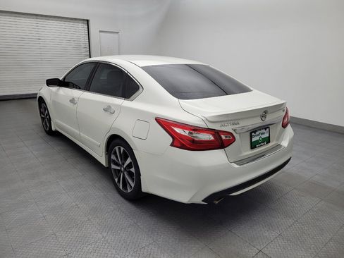 Used 2016 Nissan Altima 2.5 SR FWD image 5