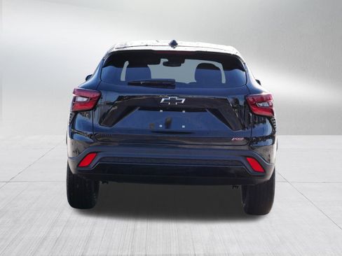 New 2026 Chevrolet Trax RS w/ Sunroof Package image 4