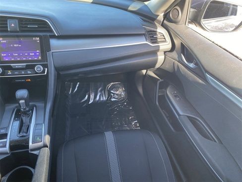 Used 2018 Honda Civic EX image 15