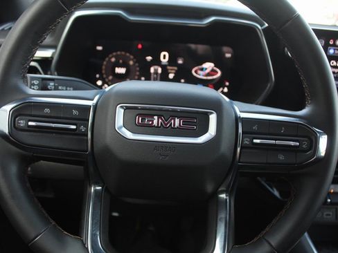 Used 2024 GMC Canyon AT4 w/ Technology Package image 34