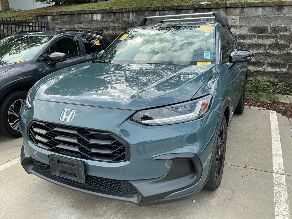 Used 2024 Honda HR-V Sport image 3