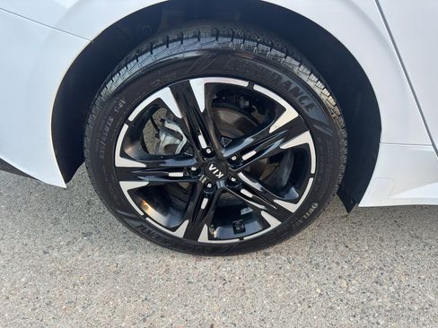 Used 2021 Kia K5 GT-Line w/ GT-Line FWD Premium Package image 9