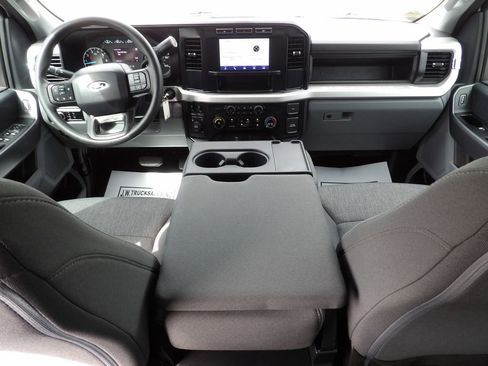 Used 2024 Ford F250 XL w/ STX Appearance Package AWD/4WD image 35