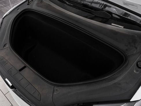 Used 2022 Tesla Model X image 55