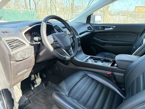 Used 2019 Ford Edge SEL w/ Equipment Group 201A image 10