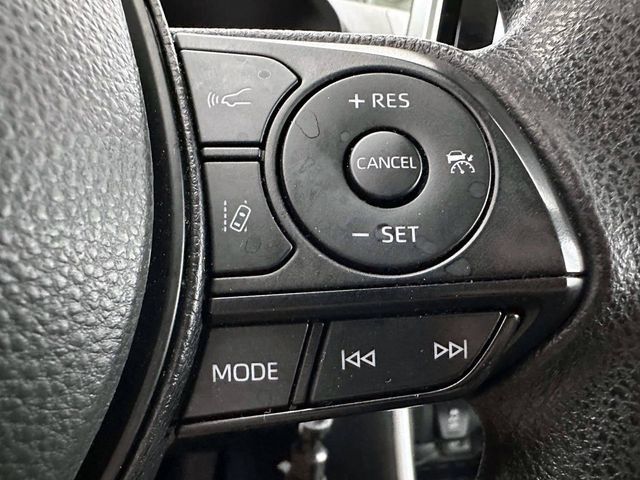Used 2023 Toyota RAV4 LE AWD/4WD image 26