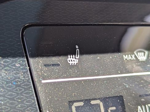 New 2026 Volkswagen Taos SE image 20