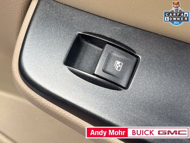 Used 2015 GMC Yukon XL SLT w/ Open Road Package AWD/4WD image 54