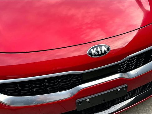 Used 2019 Kia Stinger Premium image 28