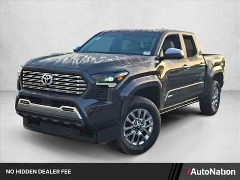 Used 2025 Toyota Tacoma Limited AWD/4WD image 1
