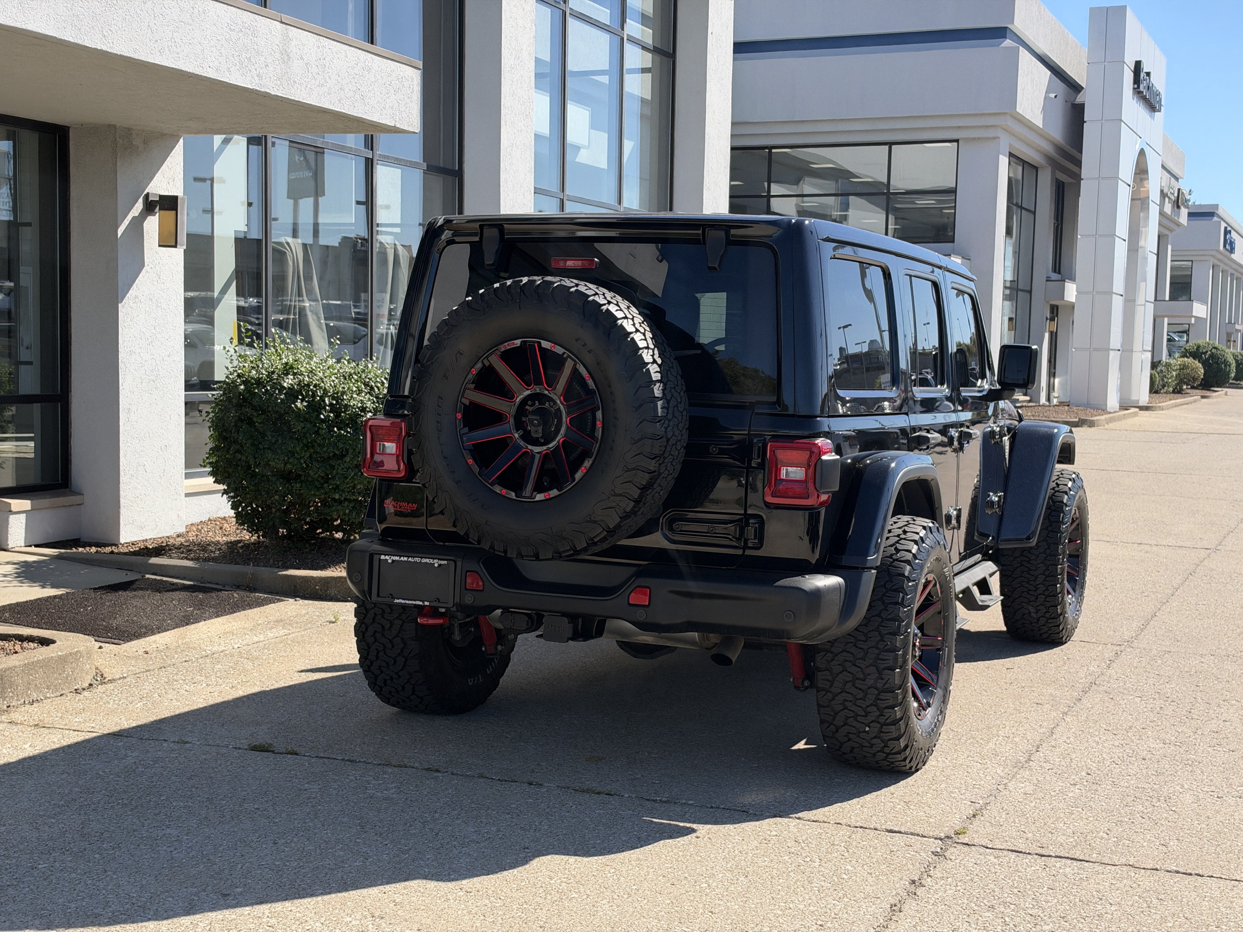 Used 2021 Jeep Wrangler Unlimited Rubicon AWD/4WD image 5