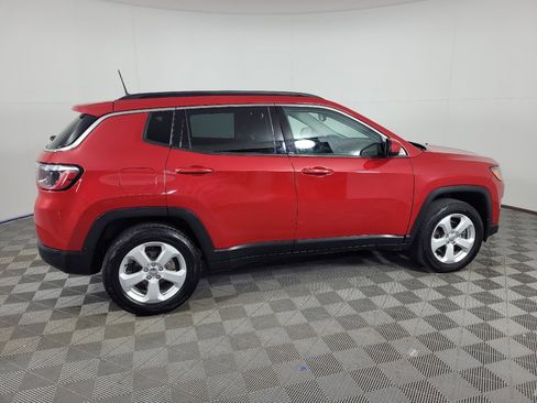 Used 2021 Jeep Compass Latitude w/ Sun and Sound Group AWD/4WD image 10