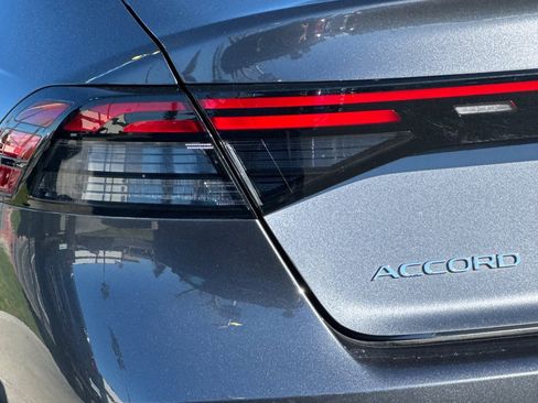 Used 2025 Honda Accord LX image 12