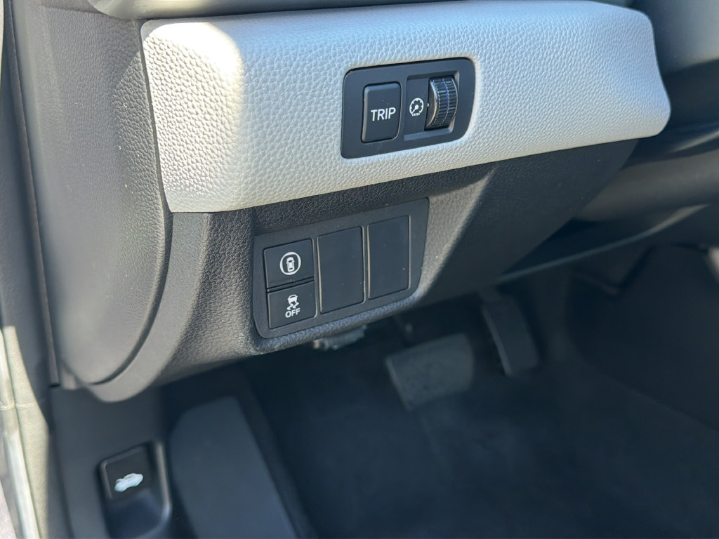 Used 2020 Honda Accord EX image 10