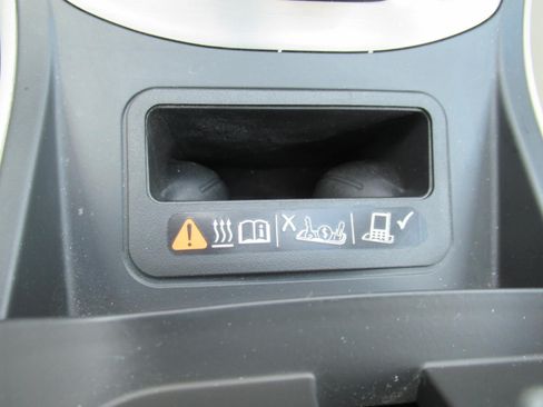 Used 2023 GMC Terrain Denali AWD/4WD image 26