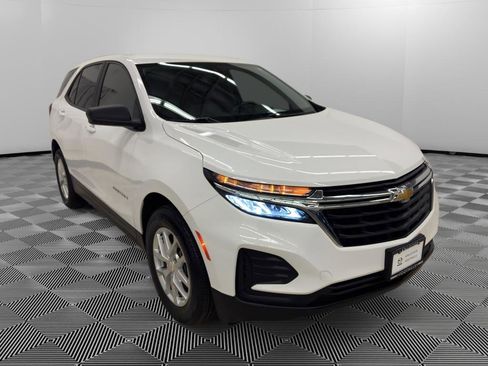 Used 2023 Chevrolet Equinox LS image 1