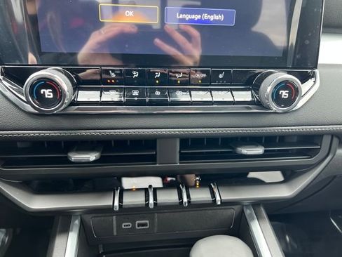 New 2025 Chevrolet Colorado LT w/ LT Convenience Package image 15