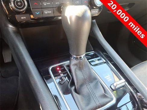 Certified 2022 Jeep Compass Limited image 17