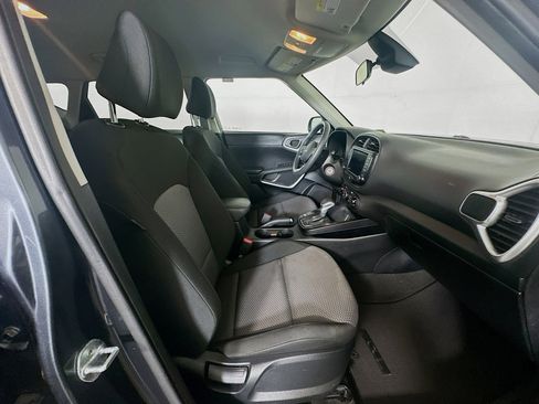 Used 2022 Kia Soul LX w/ Technology Package FWD image 30