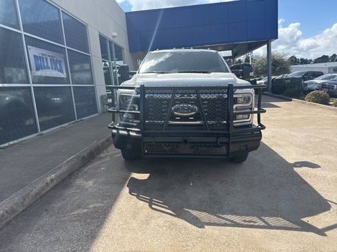 Used 2024 Ford F350 Lariat w/ FX4 Off-Road Package image 3