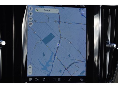 Certified 2023 Volvo XC60 B5 Plus w/ Protection Package Premier image 21