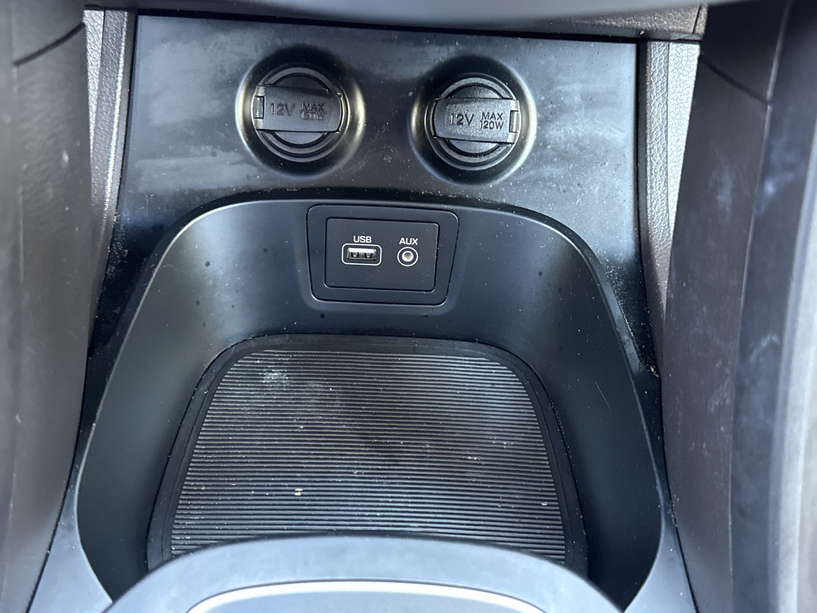 Used 2018 Hyundai Santa Fe Limited FWD image 32